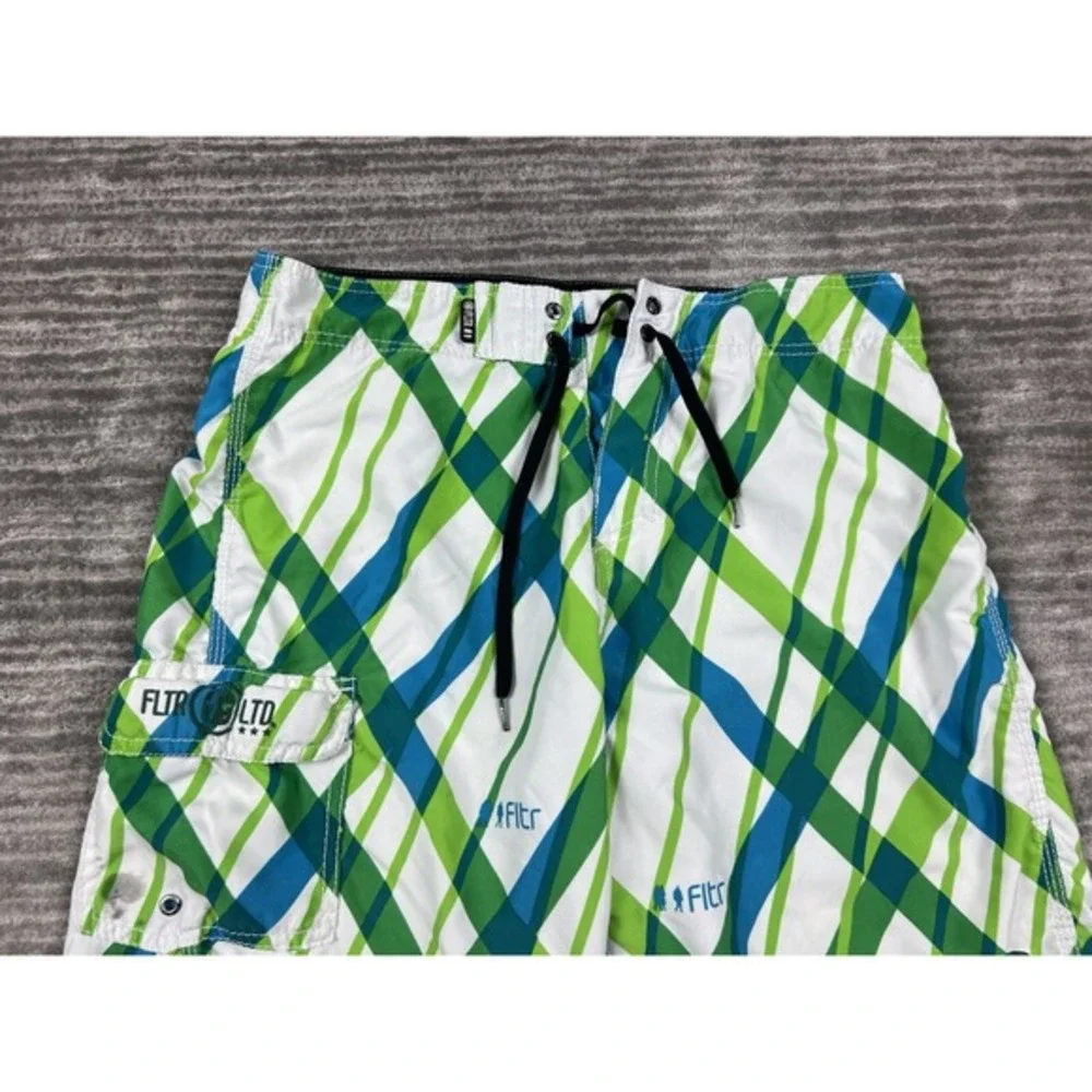FLTR Shorts Mens 33 Multicolor Board Swim Trunks‎ Pockets Drawstring Outdoors